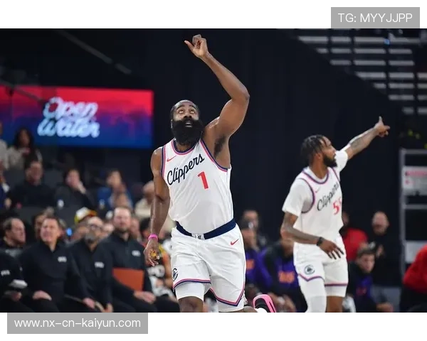 快船攻守平衡,主帅称球队终于找到节奏,快船主力阵容 快船攻守平衡,主帅称球队终于找到节奏,快船主力阵容